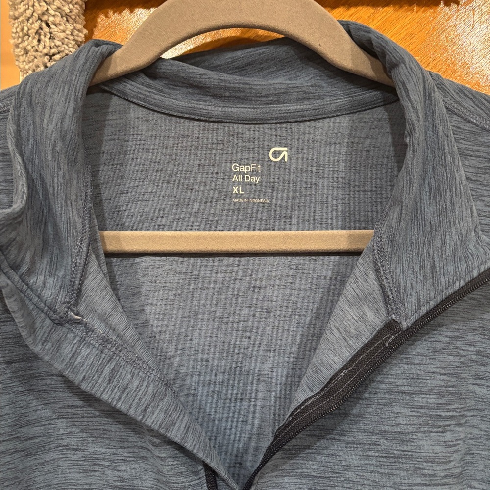 GAPfit All Day Blue Lightweight Quarter-Zip Pullover - Men’s XL - Picture 2 of 5